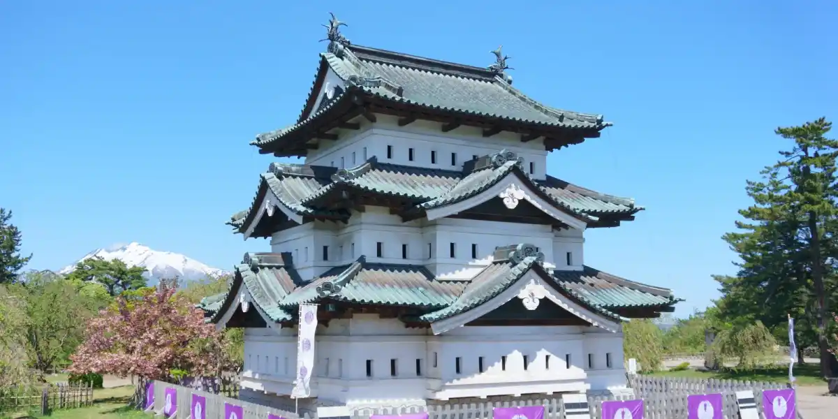 Il Castello di Hirosaki vale la pena? Cosa dicono davvero visitatori e residenti
