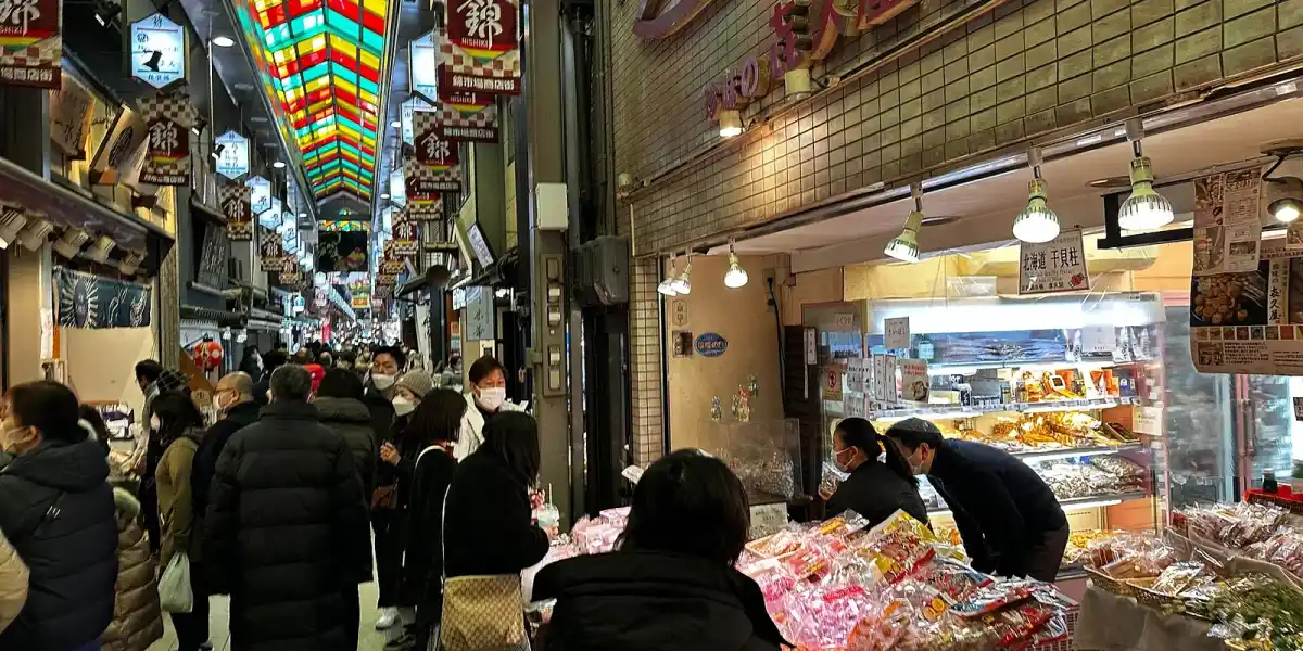 Lohnt sich der Nishiki-Markt? Die zwei Nishikis – in den Worten von Besuchern und Einheimischen